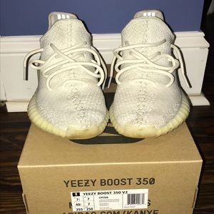 “Cream White” Yeezy 350 Boost